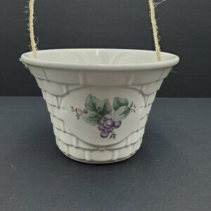 Pfaltzgraff Grapevine Hanging Flower Pot Basket Weave Grapes Planter
